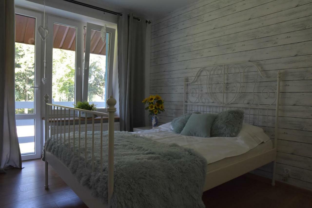 Dom Na Starym Goscincu Tiszyna Villa Dubicze Cerkiewne Kültér fotó